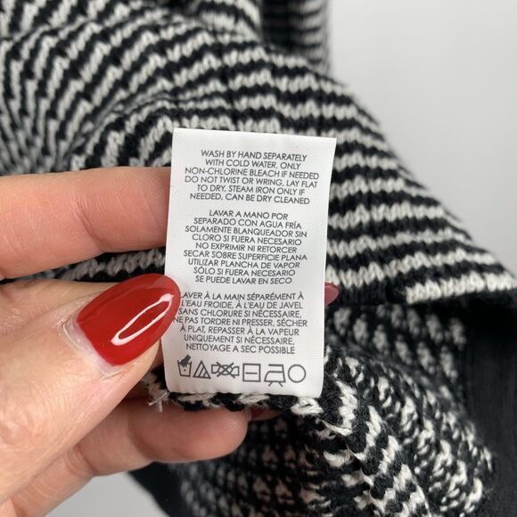 Cabi Sz S Fergie Sweater Turtleneck Black White Striped Pull Over Women’s #3167 - Picture 6 of 7